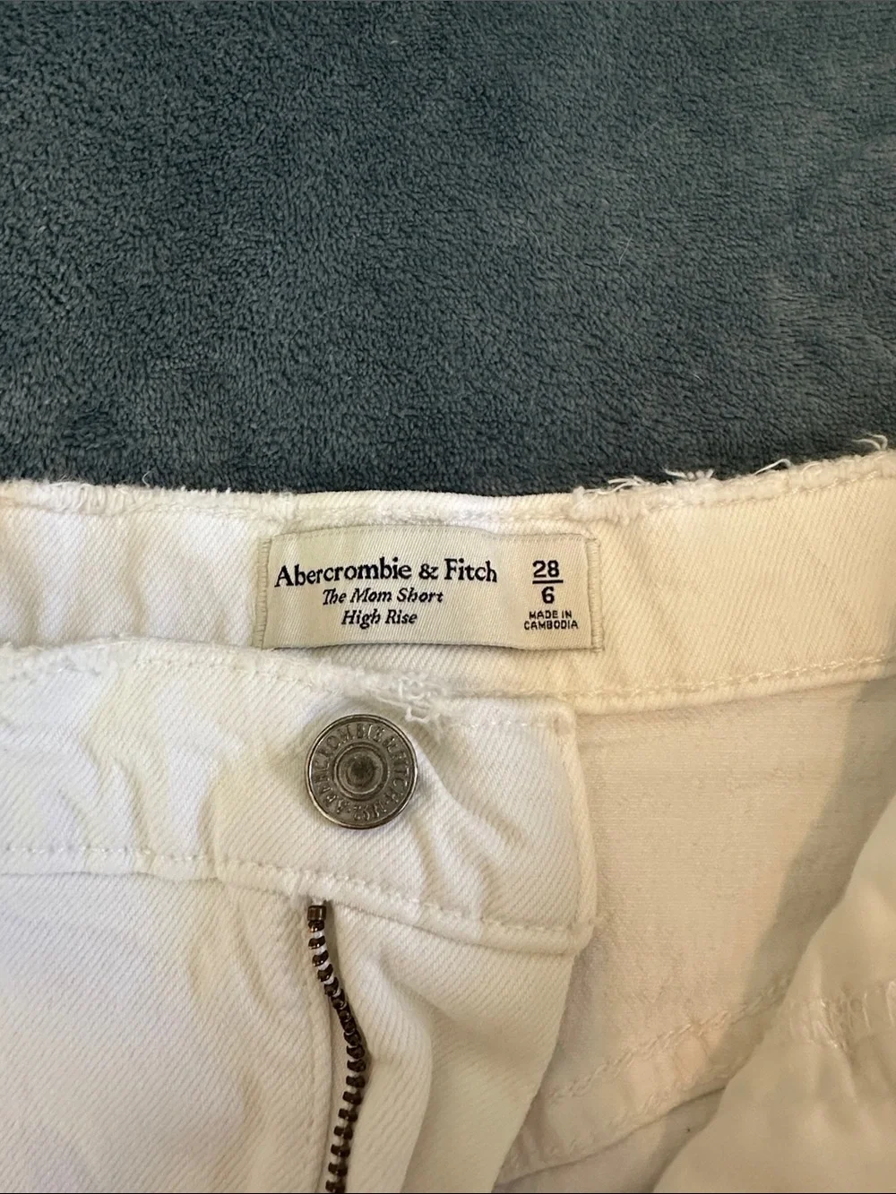 White Frayed Denim Women's Shorts EUC